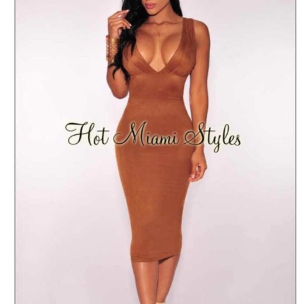 Hot Miami styles midi body con dress.